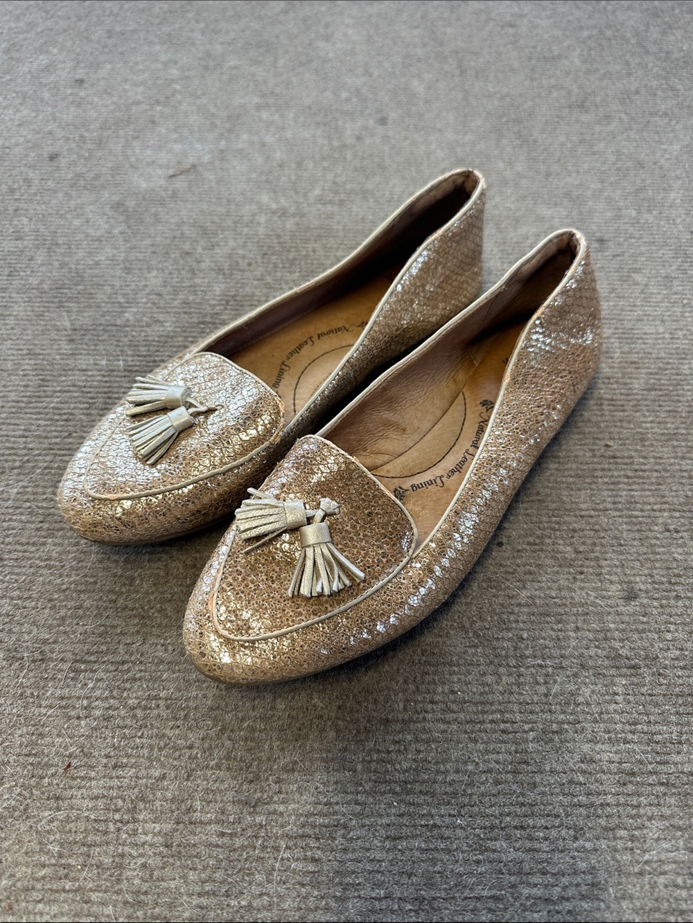 Softt Gold Glitter Flats women’s size 7.5